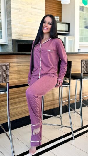 Pijama de Inverno Feminino em Malha PV com Manga Longa Estilo Americano - (Ref.: 10413)